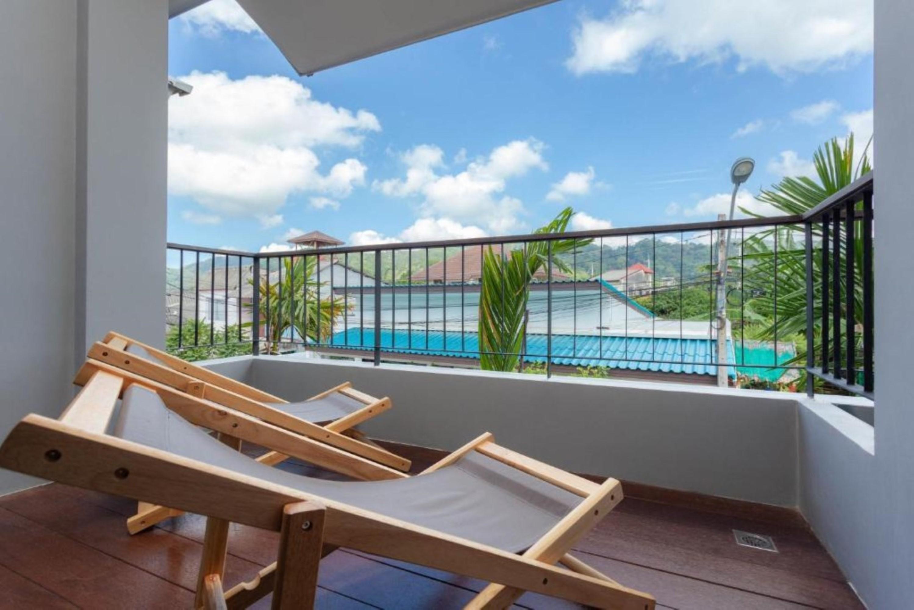The Lake Chalong Hotel Sha Plus Екстериор снимка
