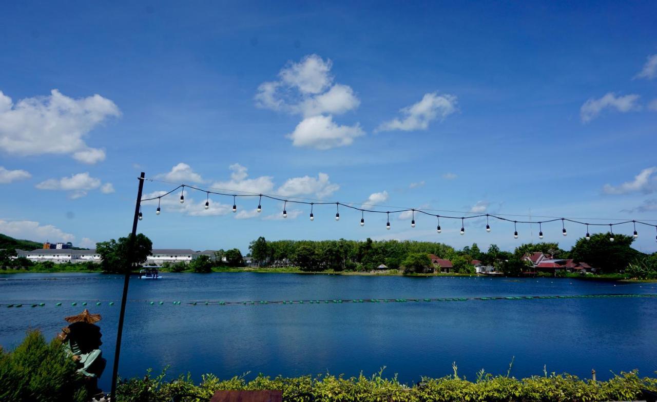The Lake Chalong Hotel Sha Plus Екстериор снимка