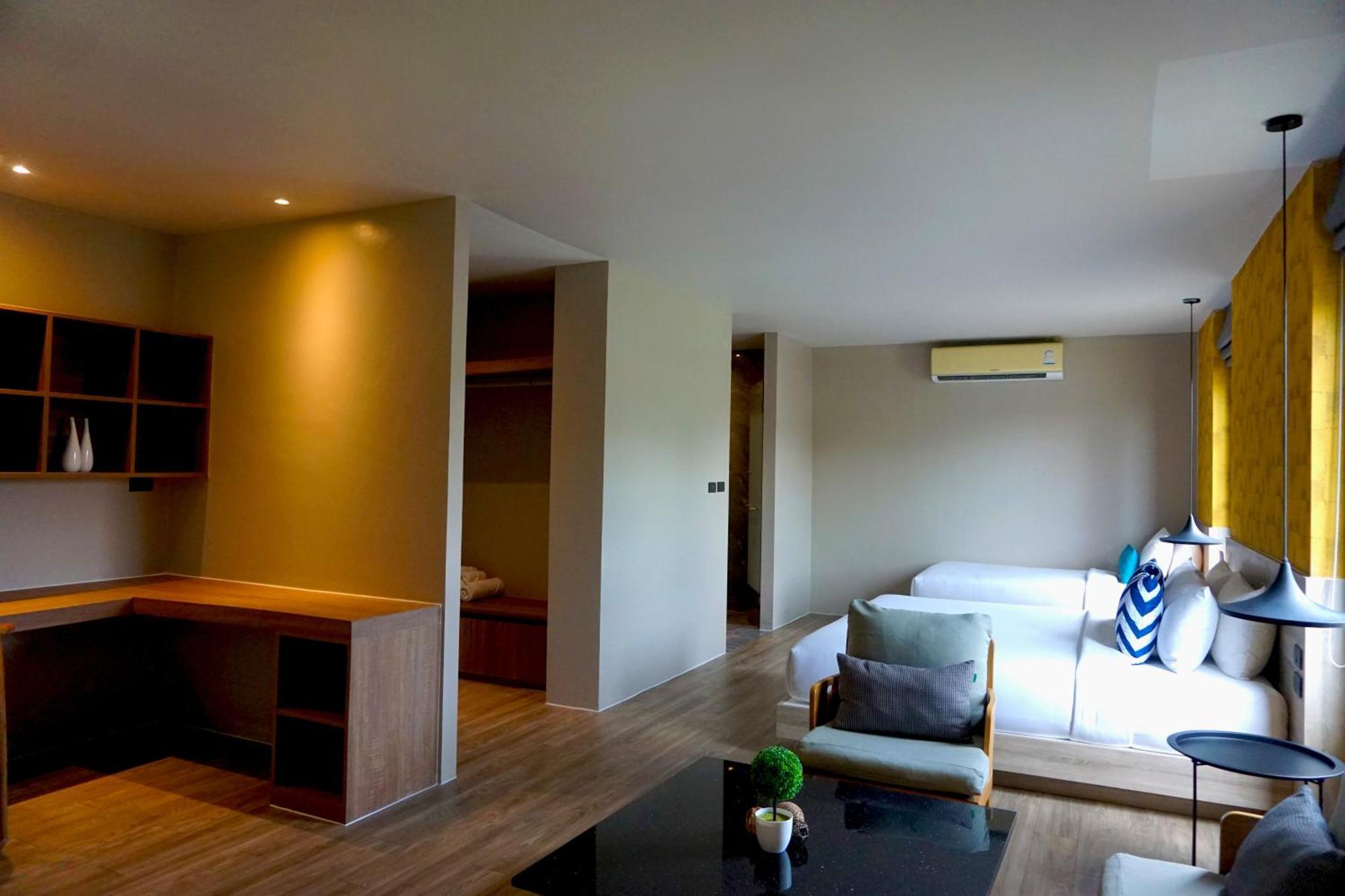 The Lake Chalong Hotel Sha Plus Екстериор снимка