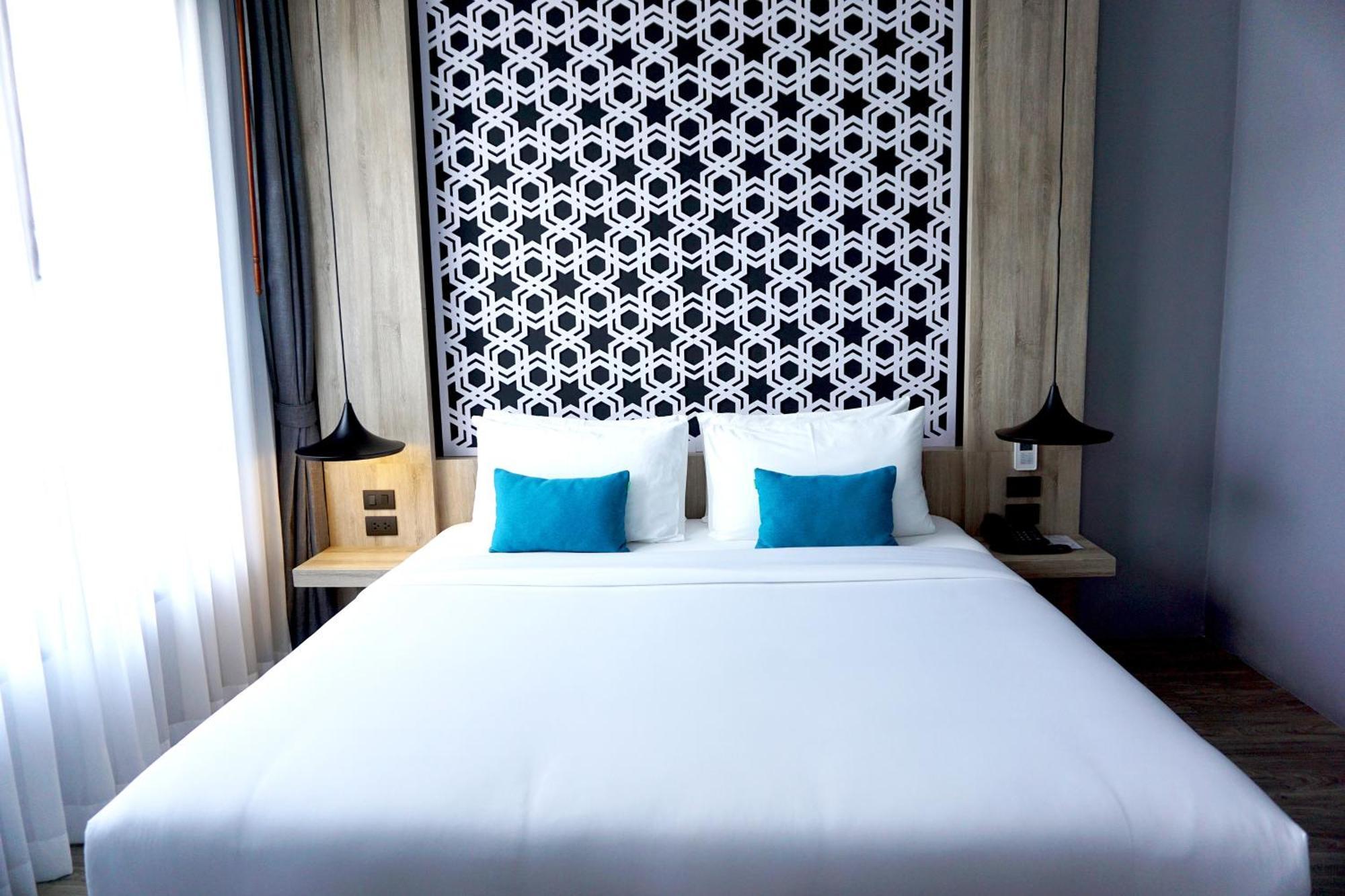 The Lake Chalong Hotel Sha Plus Екстериор снимка